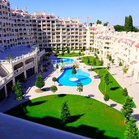 Sunrise Luxury Sauth Bay Apartment