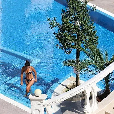 Sunrise Luxury Sauth Bay Warna