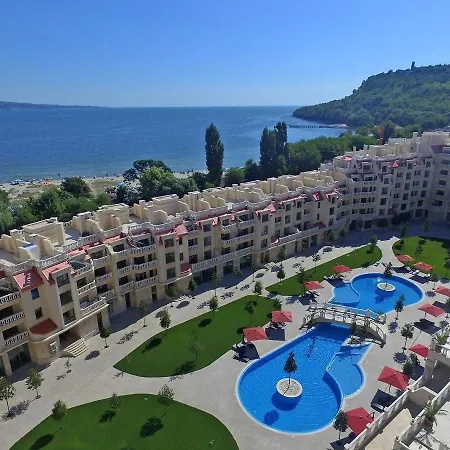 Sunrise Luxury Sauth Bay * Warna