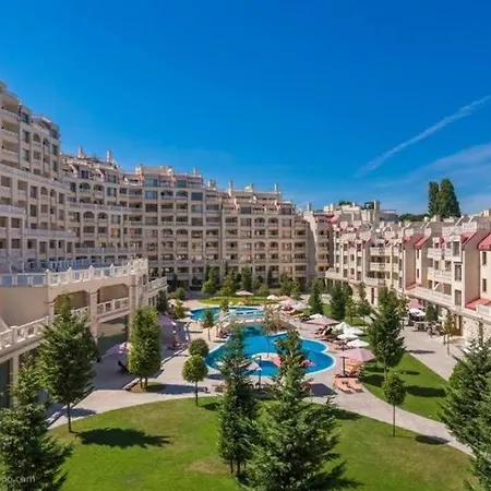 Апартаменты Sunrise Luxury Sauth Bay