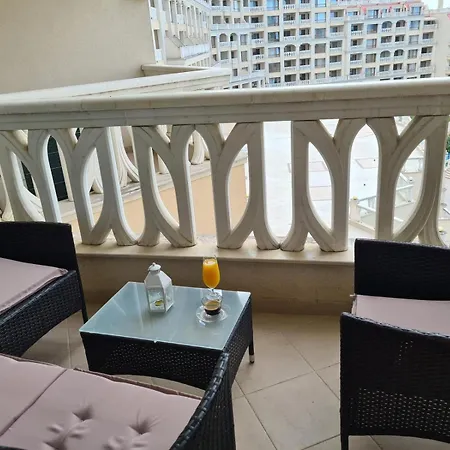 Sunrise Luxury Sauth Bay Апартаменты *