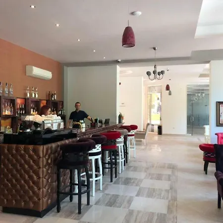 Апартаменты Sunrise Luxury Sauth Bay