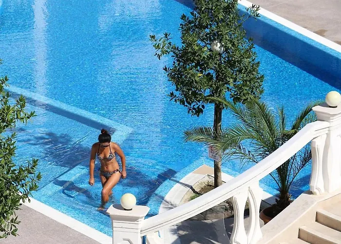 Sunrise Luxury Sauth Bay Varna